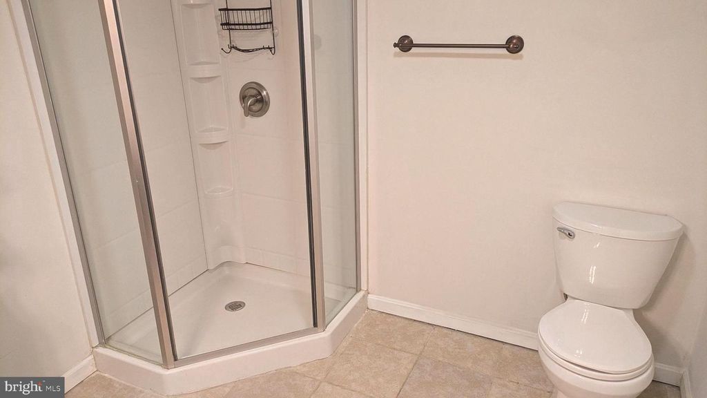 Image 23 of property listing at 5860 LILAC CIR, Saint Leonard, MD 20685