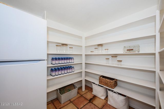 4221 N Larrea Lane, Tucson, AZ 85750