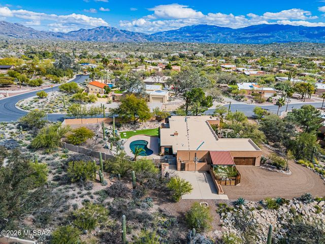 4221 N Larrea Lane, Tucson, AZ 85750