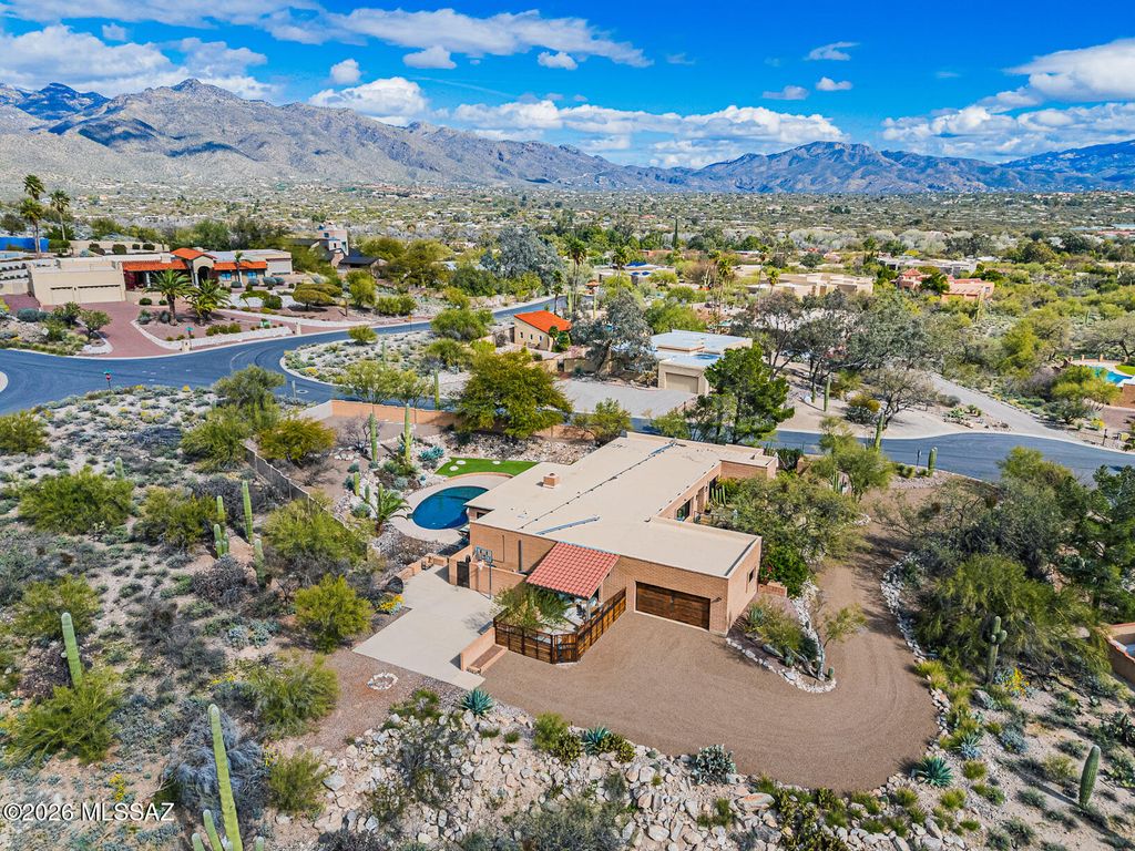 4221 N Larrea Lane, Tucson, AZ 85750