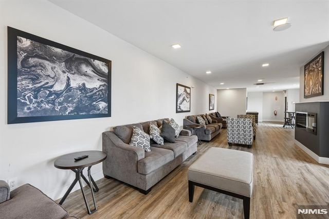 62 69th Street 209, Guttenberg, NJ 07093