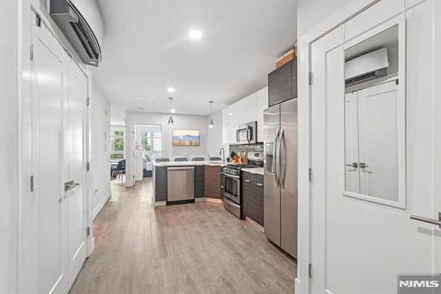 62 69th Street 209, Guttenberg, NJ 07093