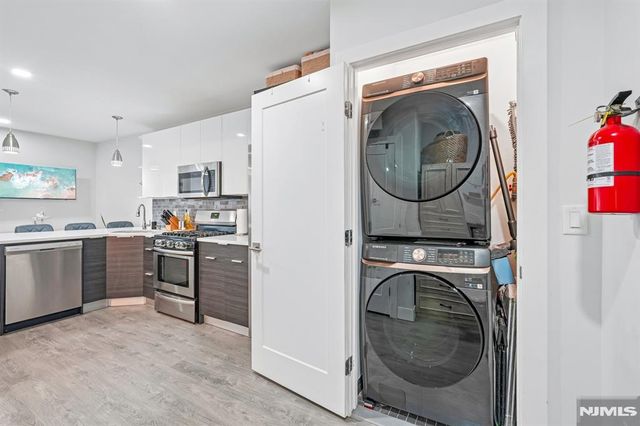 62 69th Street 209, Guttenberg, NJ 07093
