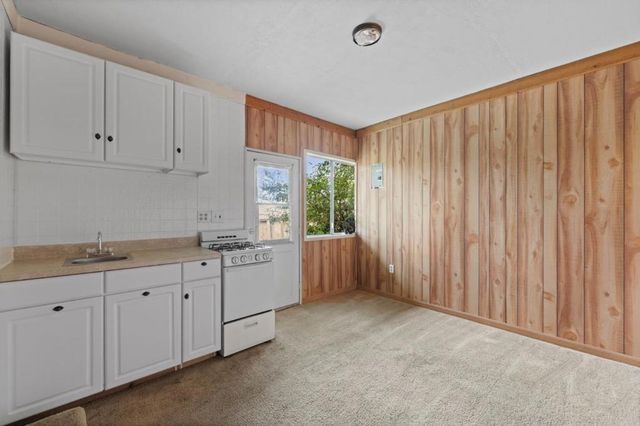 621 Carmel Avenue, Pacifica, CA 94044