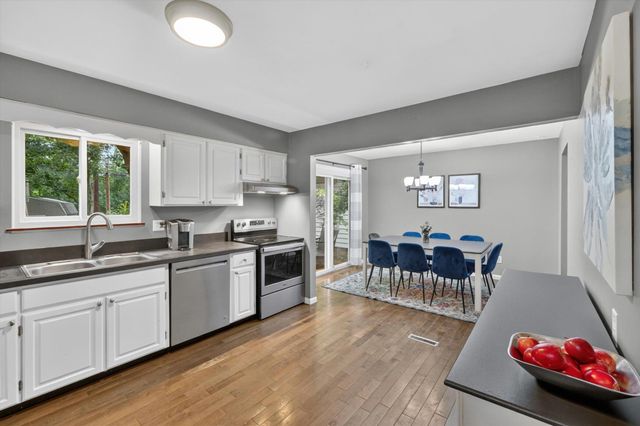 2731 Valley Drive, Ann Arbor, MI 48103