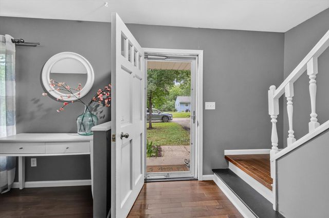 2731 Valley Drive, Ann Arbor, MI 48103