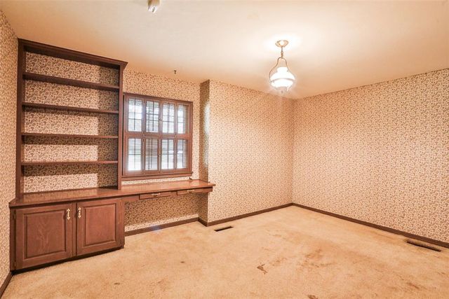2301 NW 57th Street, Oklahoma City, OK 73112