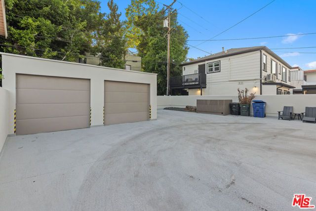 613 Westmount Drive, West Hollywood, CA 90069
