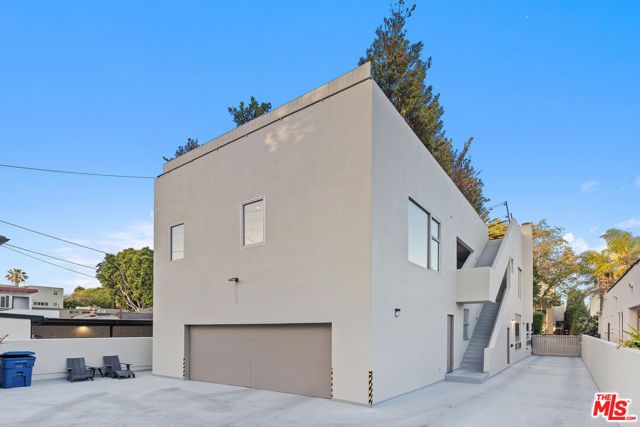 613 Westmount Drive, West Hollywood, CA 90069