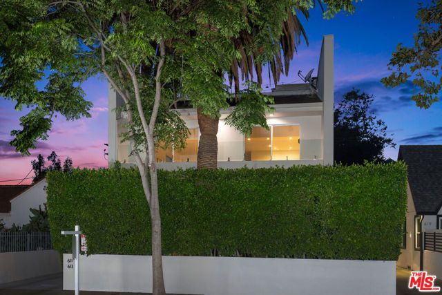 613 Westmount Drive, West Hollywood, CA 90069