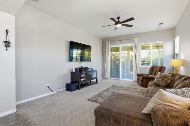 565 Sepp Ct., Ripon, CA 95366