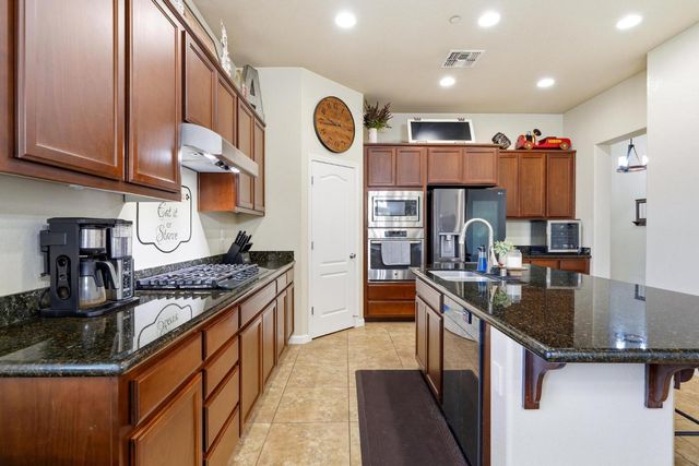 565 Sepp Ct., Ripon, CA 95366
