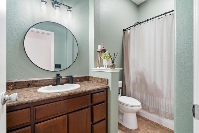 565 Sepp Ct., Ripon, CA 95366