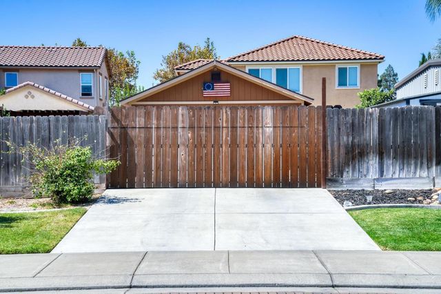 565 Sepp Ct., Ripon, CA 95366