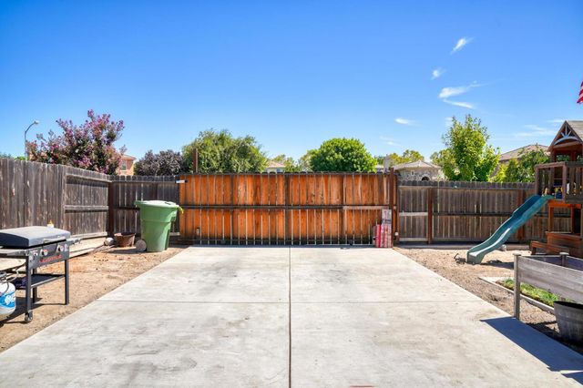 565 Sepp Ct., Ripon, CA 95366