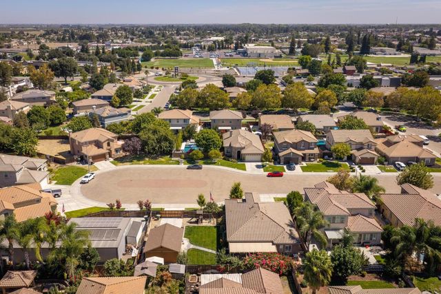 565 Sepp Ct., Ripon, CA 95366