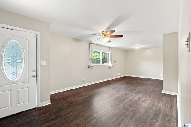 713 3RD TERRACE, Pleasant Grove, AL 35127
