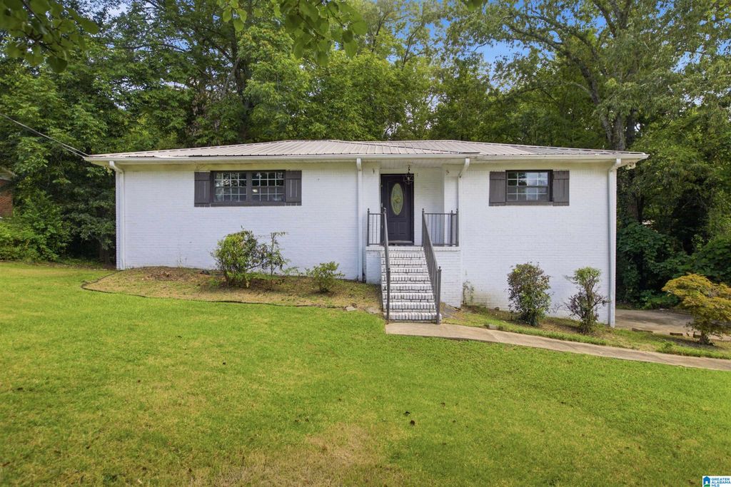 713 3RD TERRACE, Pleasant Grove, AL 35127