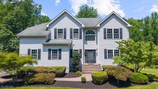 223 State Route 12, Raritan Twp., NJ 08822