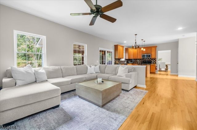 223 State Route 12, Raritan Twp., NJ 08822