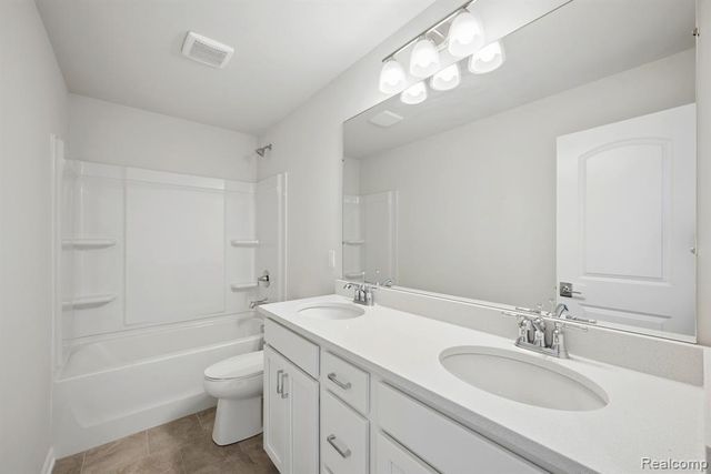 27147 Silo Drive, Saline, MI 48176