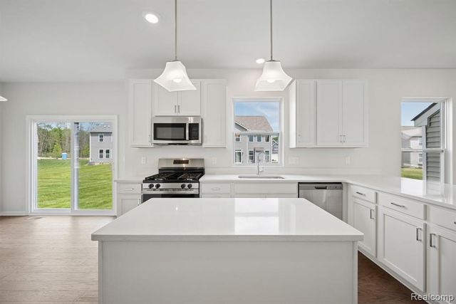 27147 Silo Drive, Saline, MI 48176