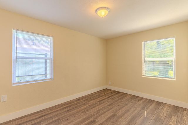 1114 Blackwood Avenue, Houston, TX 77032