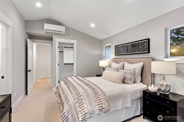 11218 115th Place NE, Kirkland, WA 98033