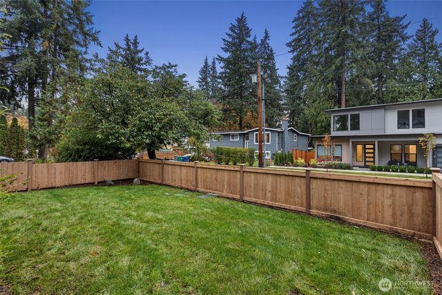 11218 115th Place NE, Kirkland, WA 98033