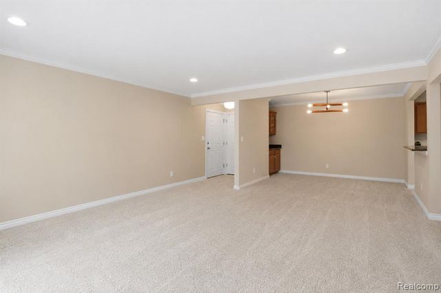1115 N Old Woodward Ave 66, Birmingham, MI 48009
