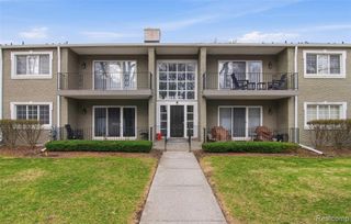 1115 N Old Woodward Ave 66, Birmingham, MI 48009