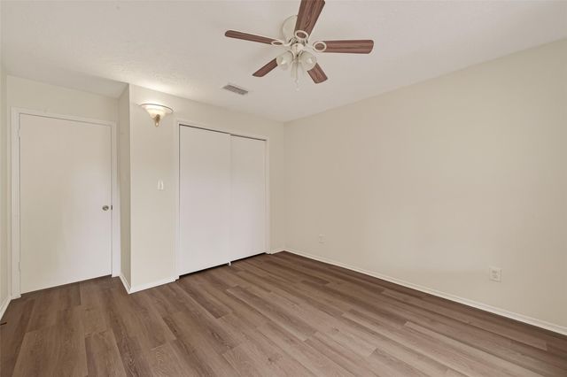 28700 Waikiki Lane, Conroe, TX 77356