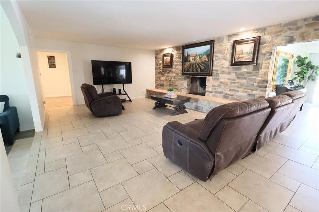 Image 13 of property listing at 1763 N Vallejo Way, Upland, CA 91784