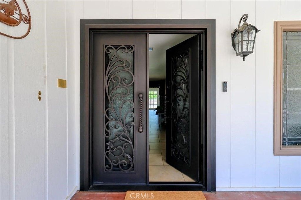 Image 9 of property listing at 1763 N Vallejo Way, Upland, CA 91784