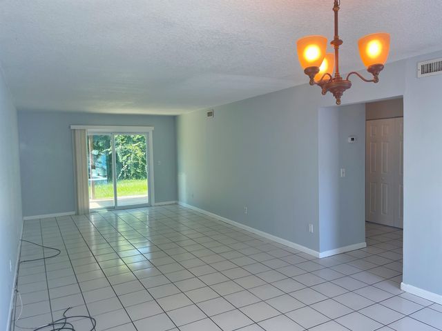 203 9th Street, St Augustine, FL 32080