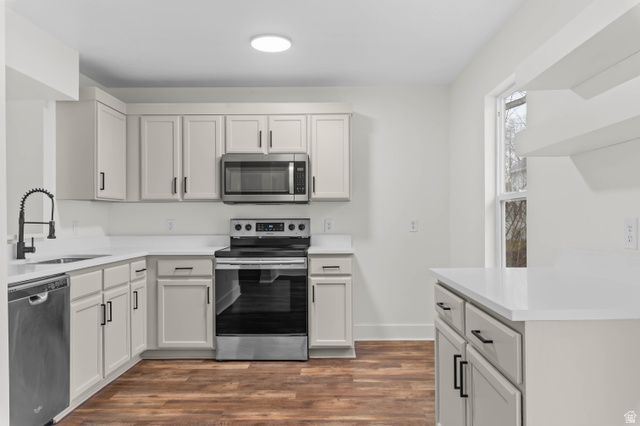 6052 S MACBETH CT, Murray, UT 84123