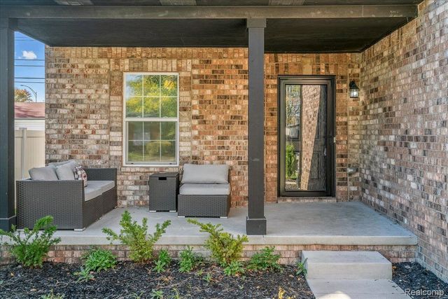 8319 Beatrice, Westland, MI 48185