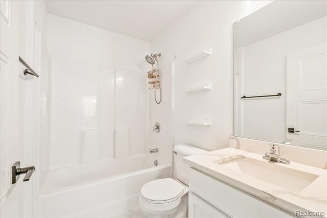 8319 Beatrice, Westland, MI 48185