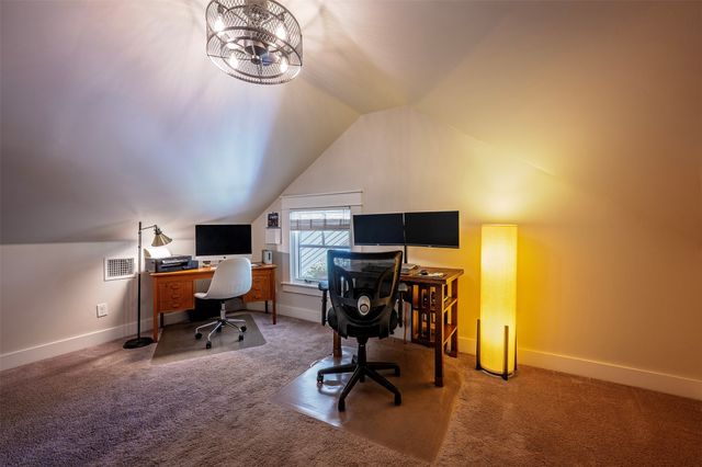 1604 S Adams Street, Fort Worth, TX 76104