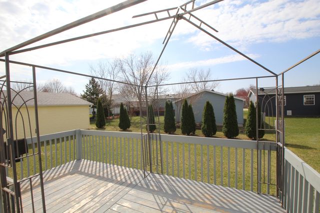 5435 AUTUMN ASH Lane, Machesney Park, IL 61115