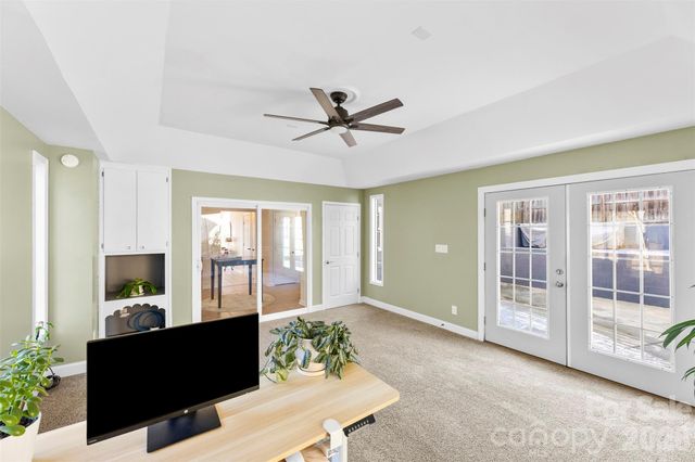 12104 Woodside Falls Road, Pineville, NC 28134