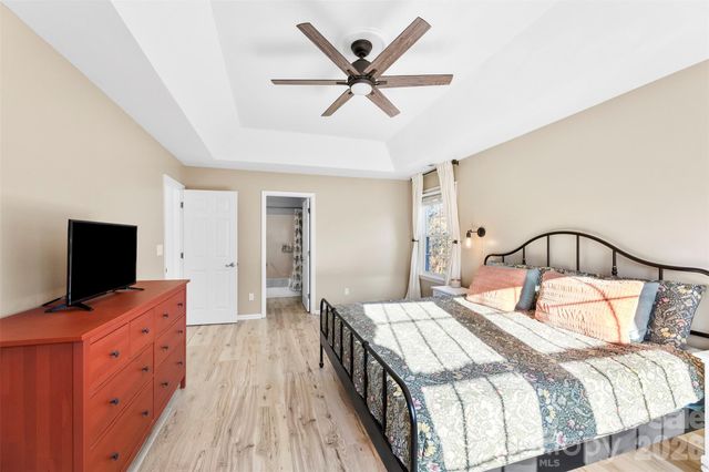 12104 Woodside Falls Road, Pineville, NC 28134