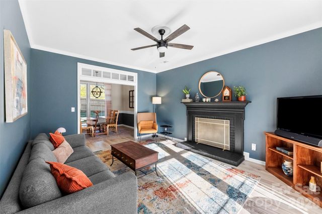 12104 Woodside Falls Road, Pineville, NC 28134