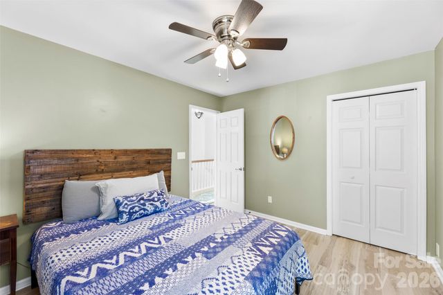 12104 Woodside Falls Road, Pineville, NC 28134