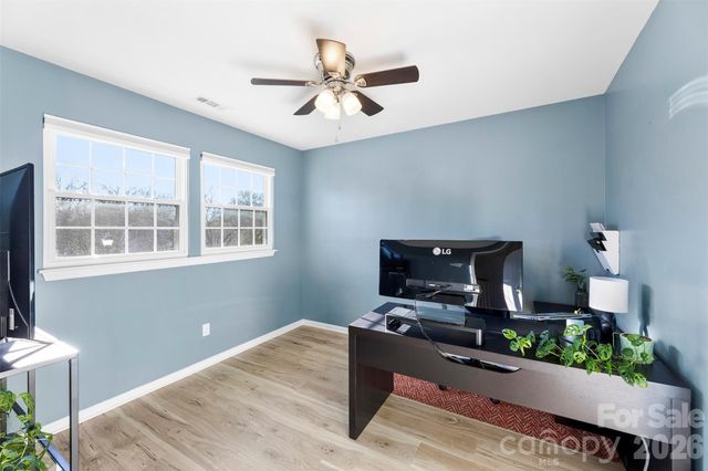 12104 Woodside Falls Road, Pineville, NC 28134