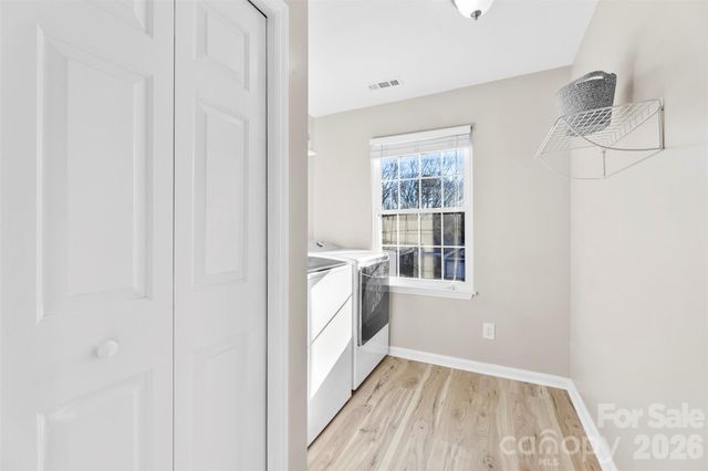 12104 Woodside Falls Road, Pineville, NC 28134