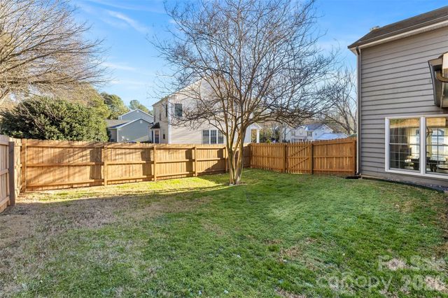 12104 Woodside Falls Road, Pineville, NC 28134