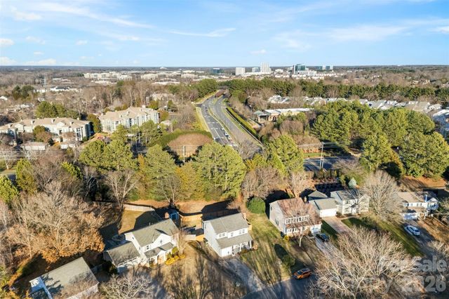 12104 Woodside Falls Road, Pineville, NC 28134