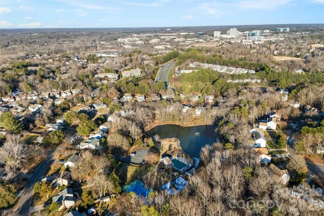 12104 Woodside Falls Road, Pineville, NC 28134