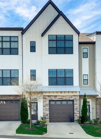 231 Stonecrest Cir, Nashville, TN 37209
